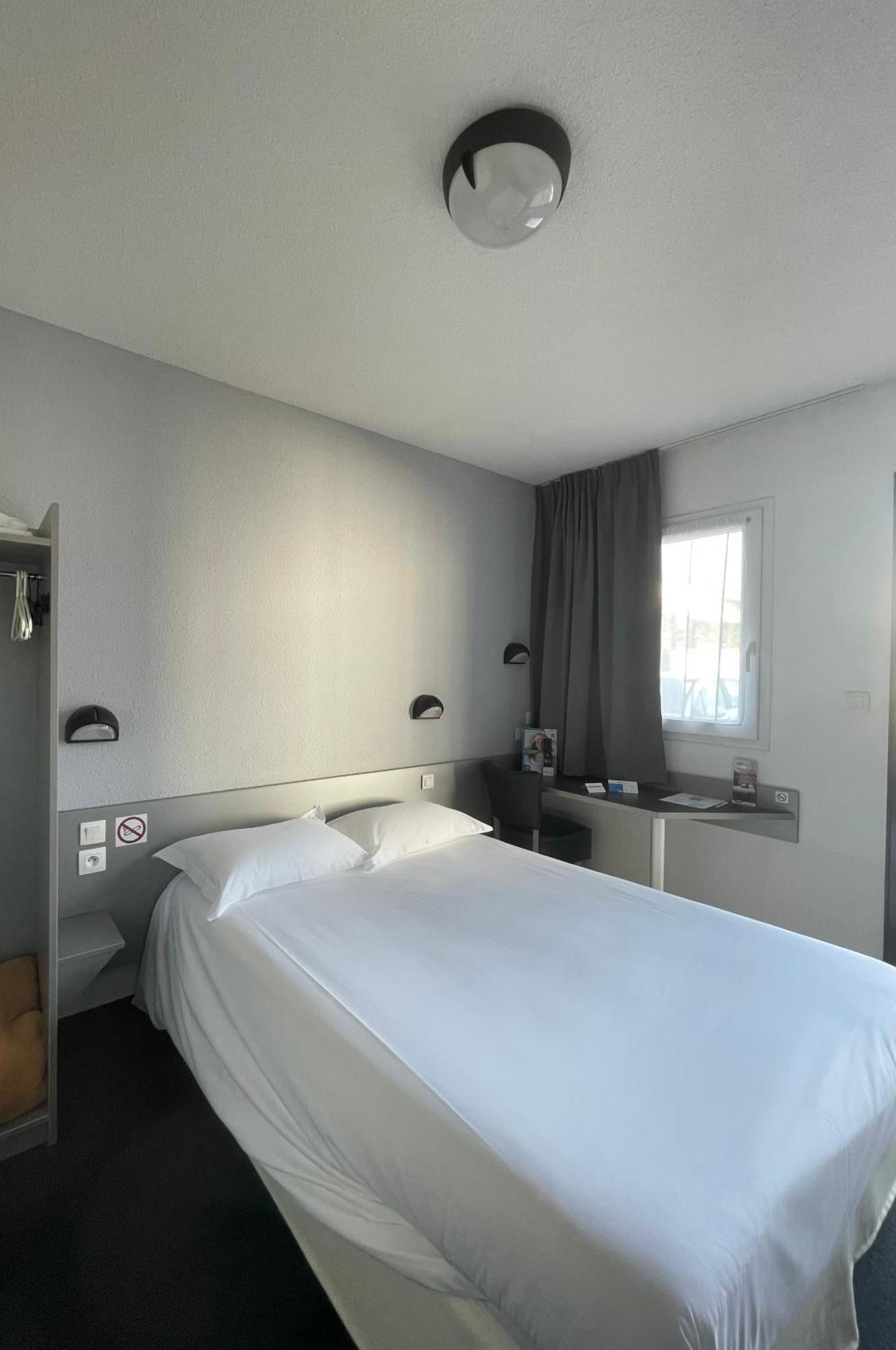 Brit Hotel Marvejols Rom bilde