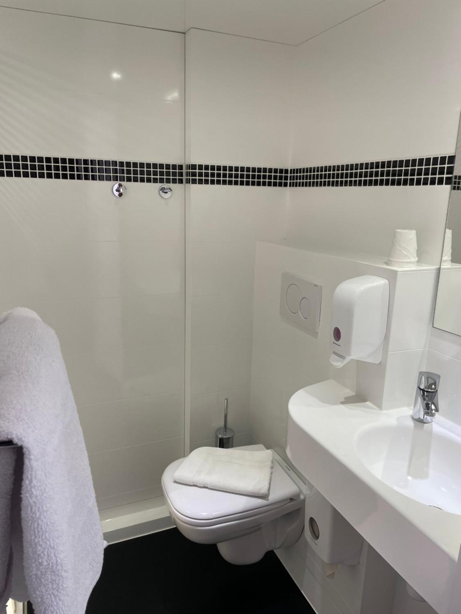 Brit Hotel Marvejols Rom bilde